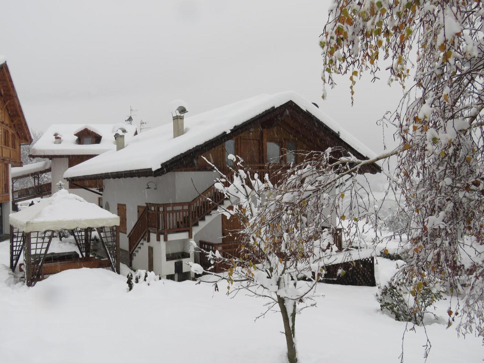 Villetta Val Di Sole Commezzadura Extérieur photo